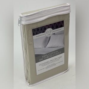 Plum & Partridge Pillow Cases Tan Standard Pillow 300 Thread Count 20” X 30” NIP